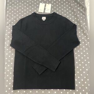 Like new a new day black sweater Size XS